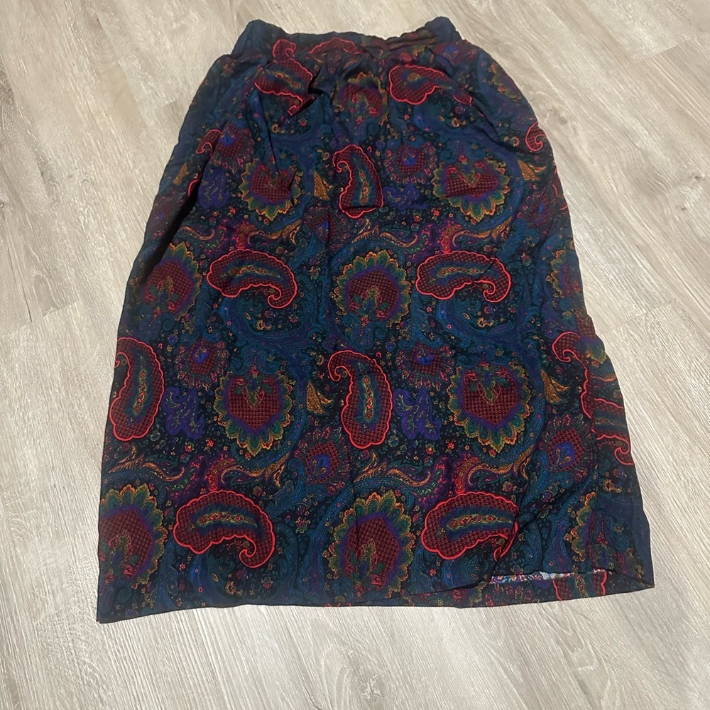 Vintage Paisley Patterned Maxi Skirt size XS\S (see measurements)